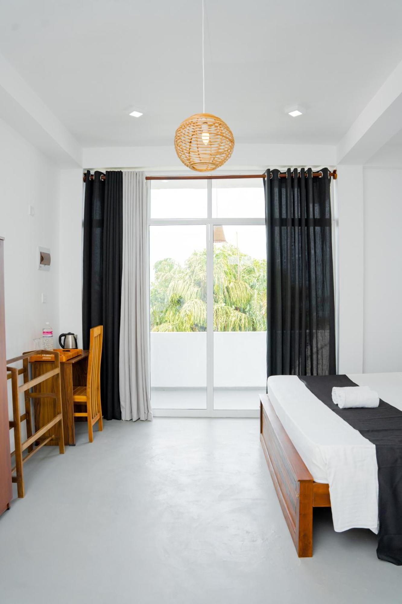 Regal Heights Hotel Weligama Zewnętrze zdjęcie